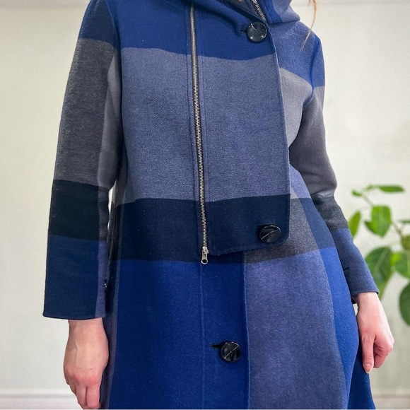 Max Mara Wool and Cashmere Coat - Picture 5 of 7